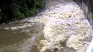 preview picture of video 'High Water in Ithaca's Gorges'