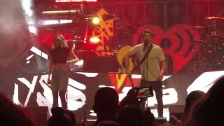 The Chainsmokers &amp; Kelsea Ballerini - This Feeling - 2018-12-03 - KDWB Jingle Ball; St Paul
