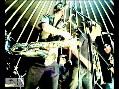 Les Hurlements de Léo- Ticket pour Le Chaos