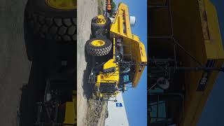 Гусеничный самосвал Komatsu HD405-8 | Изображение 4 - Machineryline