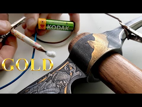 Ich zeichne mit echtem Gold – Metallkunst auf einer Axt. Entspannendes Video mit Musik