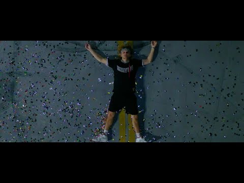 Video thumbnail for Super Bowl Trophy