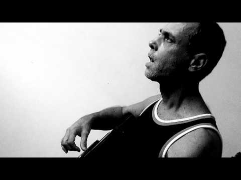 Velha - Luís Capucho