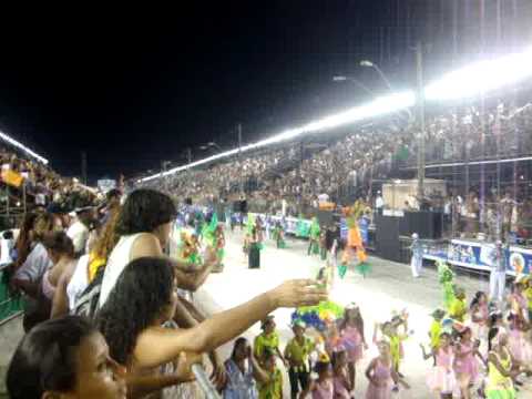 Desfile 2010 Unidos dos Morros 1.mpg