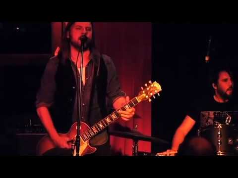 STEVE HILL & The Majestiks BAND ! plays MUDDY WATERS Catfish Blues Bar St-Laurent Canada 2012