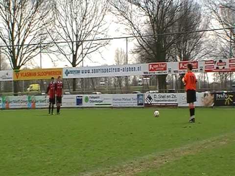 ARC C1 - VV De Meern C1 27.3.2010 vrije bal Indy, Anass schiet over