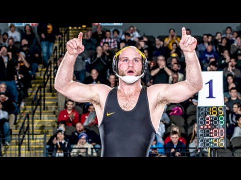 FloWrestling Radio Live Ep. 443 - Scuffle Recap + How Big Is Iowa's Edge Over PSU?