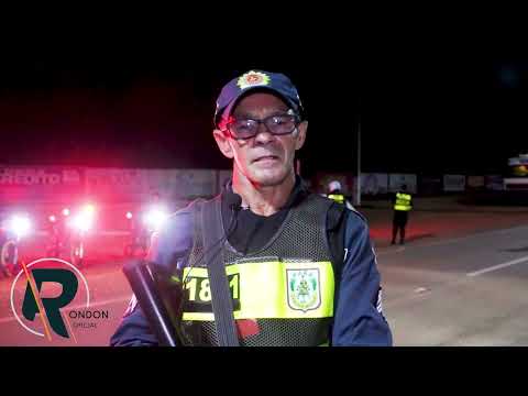 A Polícia Militar realizou barreiras e abordagem nos bares do município