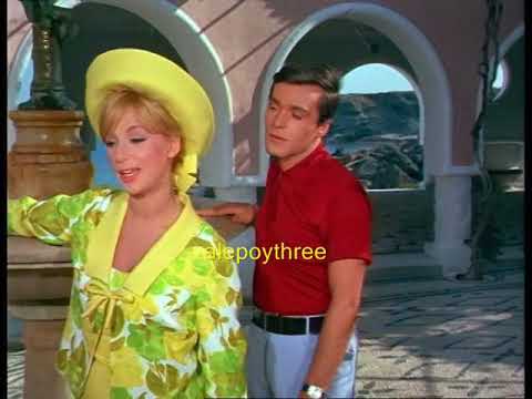 ΒΟΥΛΓΑΡΙΔΗΣ ΒΑΓΓΕΛΗΣ & ΑΛΙΚΗ ΒΟΥΓΙΟΥΚΛΑΚΗ video