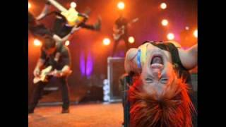 Paramore-Brand New Eyes Tour Intro[Lyrics in the Description!!]