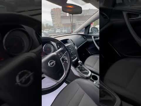 фото opel astra j 0
