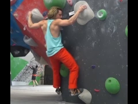 Bouldering At Exilecon 2023 With The PoE Boys Pt.1
