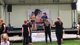 Kat Perkins- Fearless- Show Choir performing with Kat Perkins