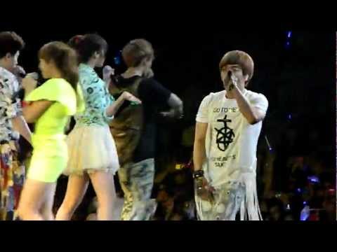 HD SMTOWN 2012 Anaheim "Oops" Super Junior ft. f(x)