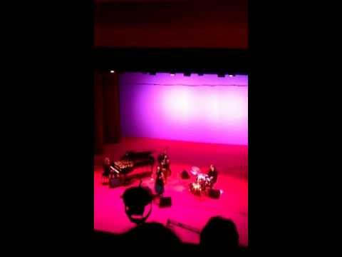 Elina Duni- U rrit vasha ,Tirane