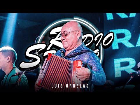 LUIS ORNELAS Recital de CUMBIA en VIVO en Radio Studio