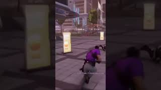 anyone remembers agents of mayhem?gat vclipping to his car