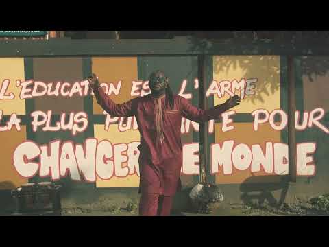 LES ESPOIRS DE CORONTHIE KHAKHILI (clip officiel)