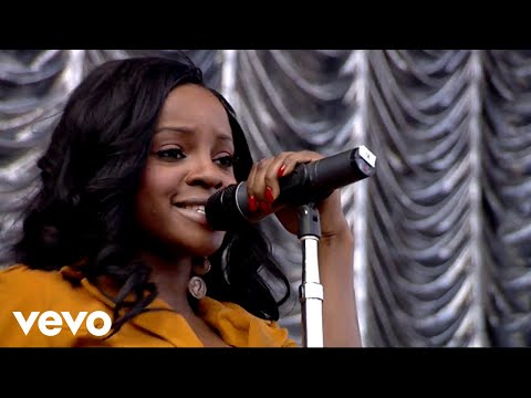 Sugababes - Push The Button (Live)