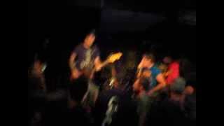 Guttermouth - Hit Machine / She&#39;s Got The Look (Soprano&#39;s) September 27, 2013