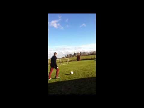 Frappe pleine lucarne