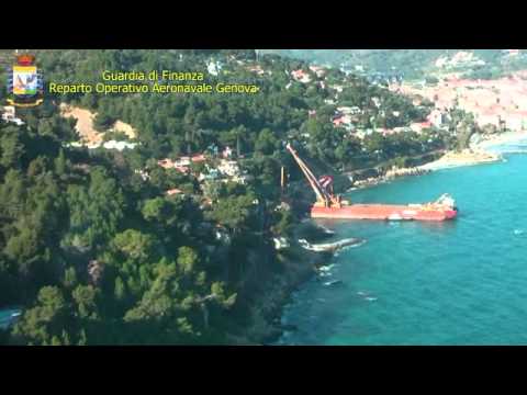 riprese rimozione treno linea ferroviaria genova ventimiglia