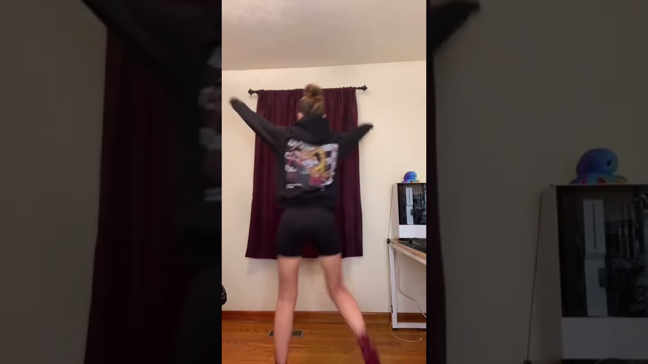 Rengoku hoodie is from theanimecollective ! Maybe one day I’ll try to do a dance right 🤩 #shorts