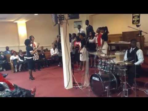 Mwėn Adore Jezi/Leve Minm Devan Majestew