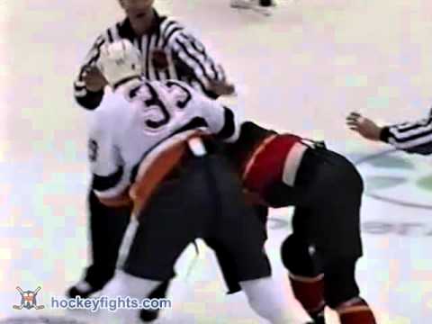 Craig Berube vs Eric Cairns