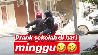 PRANK ELLEN TELAT SEKOLAH DI HARI MINGGU!! WKWKWKWKWK