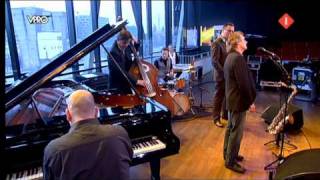 Iain Matthews &amp; Searing Quartet: &#39;God&#39;s eye view&#39; (Iain Matthews/Egbert Derix)