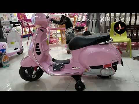 UNBOXING AND ASSEMBLING THE RIDE ON VESPA (KIDS ELECTRIC SCOOTER)