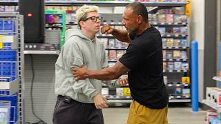 Download lagu Taking Pictures of Strangers Prank! mp3 Download lagu Taking Pictures of Strangers Prank! mp3