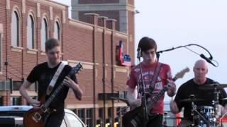 Apex: &quot;One Weak/Quiet&quot; (Deftones/Smashing Pumpkins cover)-live Full Moon Cafe