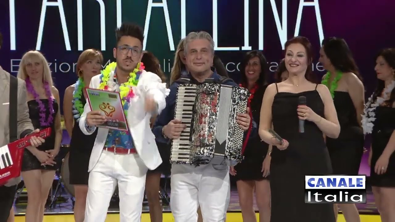 Paolo e Valerio Bagnasco - SOLARIS (merengue) Canale Italia SPECIALE FARFALLINA Cantando Ballando