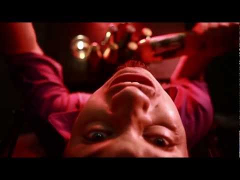 El Chumbeque Feat Perro Flako - Pensar en Ti (VideoOficial) 2012