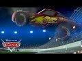 Rayo McQueen Se Estrella Durante La Carrera Pixar Cars