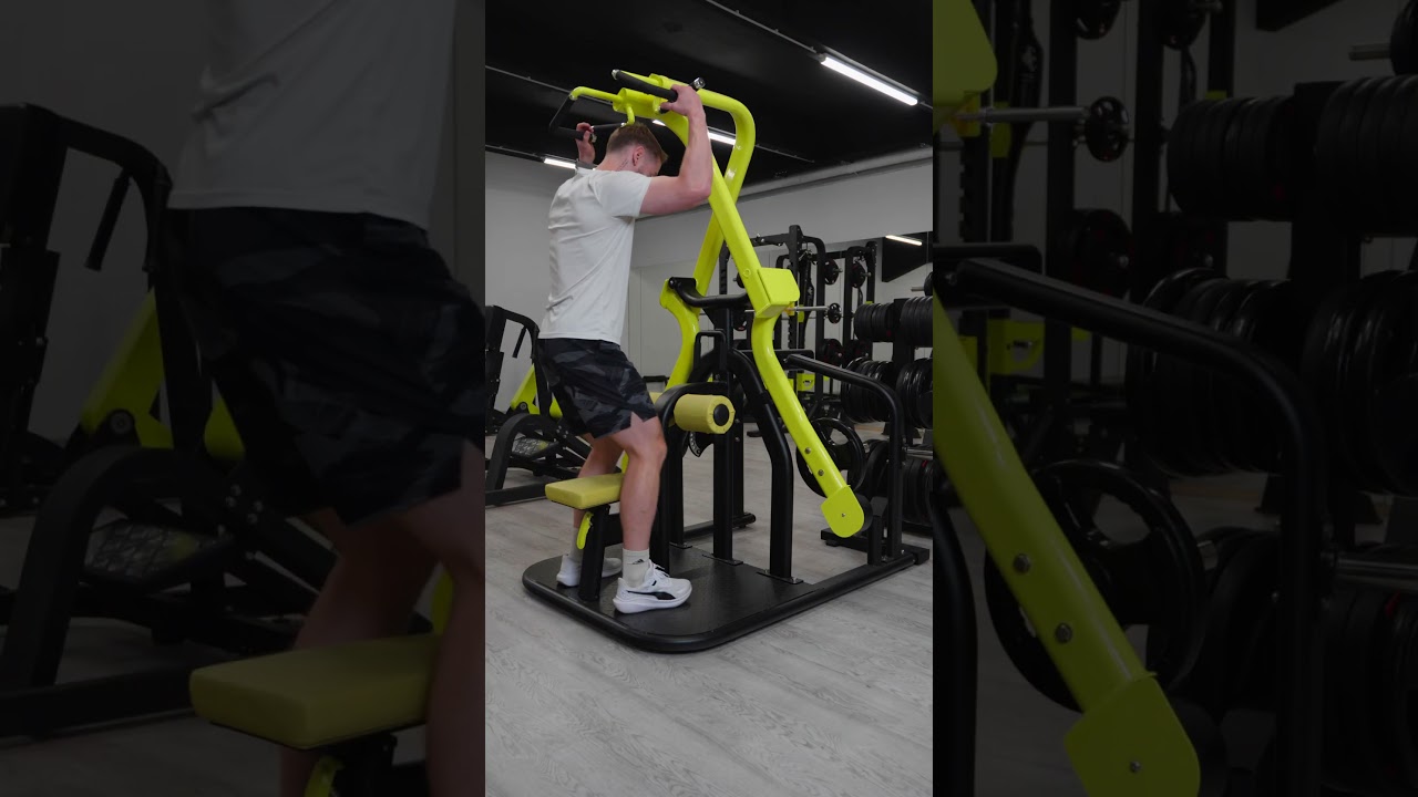 X-Lat Pulldown Machine