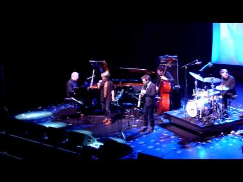 Stéphane Kerecki Quintet (ft. Jeanne Added & John Taylor) "Chanson de Maxence" @ Olympia (Paris)