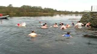 preview picture of video 'Christmas Day Swim 2008 Carrick-on-Shannon Leitrim'