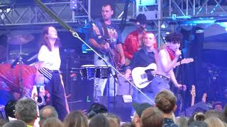 Hubert Lenoir - Ton Hôtel - Live Performance - FEQ 2018