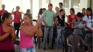 preview picture of video 'Cânticos Grupo de Jovens João Paulo II - Mutunópolis'