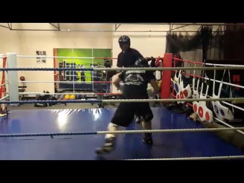 L Durham vs A Runceanu   Fight Club at Elemental Kickboxing Leeds