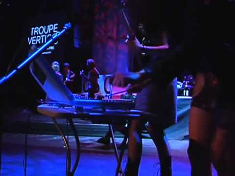 A circus of two: Troupe Vertigo at TEDxUSC