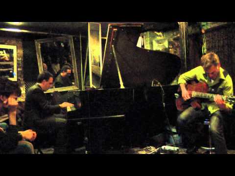 "DEWEY SQUARE": MICHAEL KANAN / PETER BERNSTEIN at SMALLS (March 31, 2011)