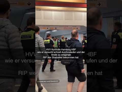 Hamburg Hauptbahnhof Groß Kontrolle Denkt daran Fahrkarte kaufen !!!  #hamburg #Hauptbahnhof #hvv