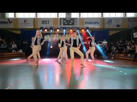 I Miejsce / Formacje pow.  15 lat / Kolorsy - Białystok