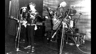 Los Violadores - Cambio violento (en vivo en 1982)