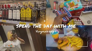 Vlogmas day3 :  Christmas shopping,grocery haul,cozy breakfast,errands