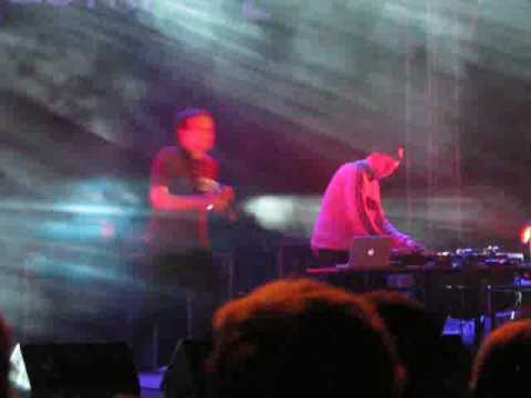 Skill Mega - Let me down LIVE